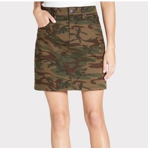 Level 99 denim camo skirt
